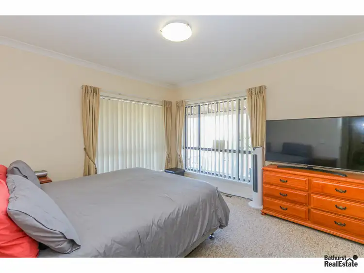 Fifth view of Homely house listing, 28 Lavelle Street, Windradyne NSW 2795