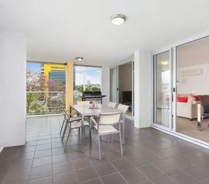 Main view of Homely apartment listing, 1505/6-10 Manning Street, South Brisbane QLD 4101