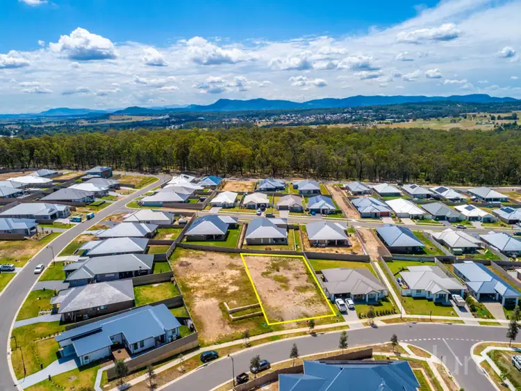 15 Ellerton Ave (Huntlee), North Rothbury NSW 2335