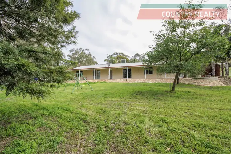 69 Julimar Road, Toodyay WA 6566