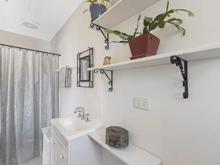 Fifth view of Homely unit listing, 1/53 Gresham Street, East Brisbane QLD 4169