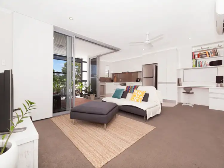 2/31 Palmer Street, Greenslopes QLD 4120