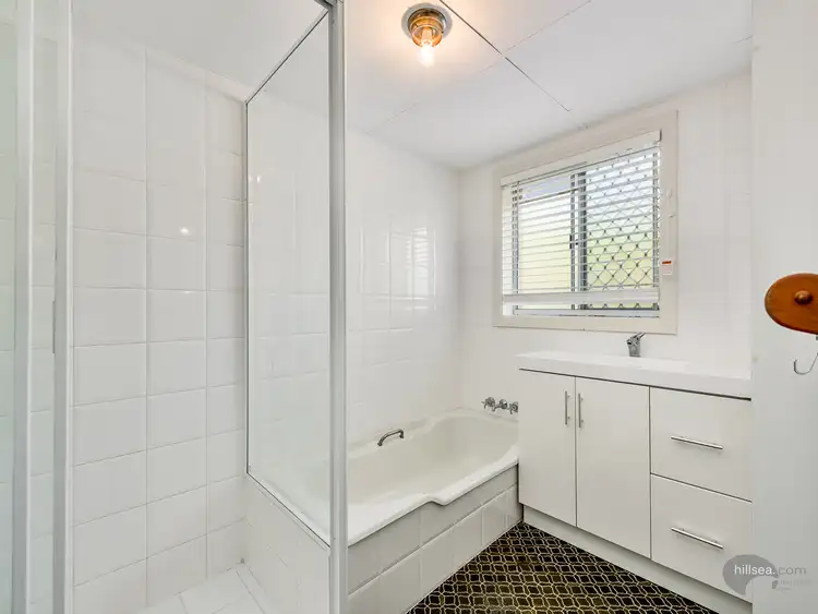 Sixth view of Homely unit listing, 4/34 Meron Street, Southport QLD 4215