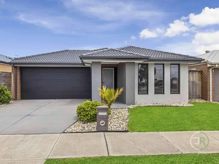 117 Everlasting Boulevard, Cranbourne West VIC 3977