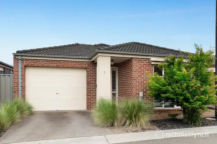 7 Leeds Place, Langwarrin VIC 3910
