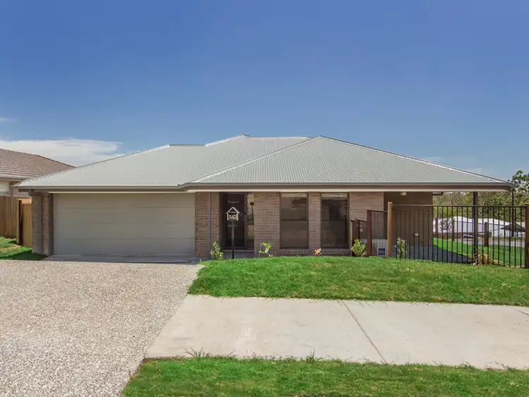 34 Oakwood Street