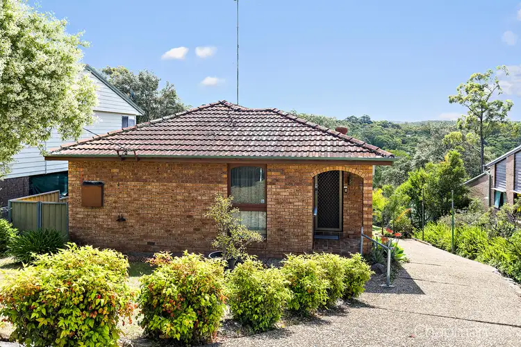 24 Robyn Road, Winmalee NSW 2777