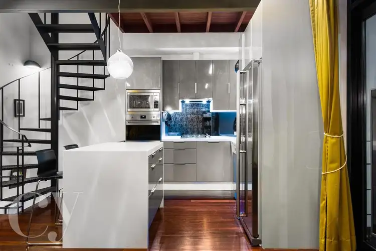 32 Pakenham Street, Fremantle WA 6160