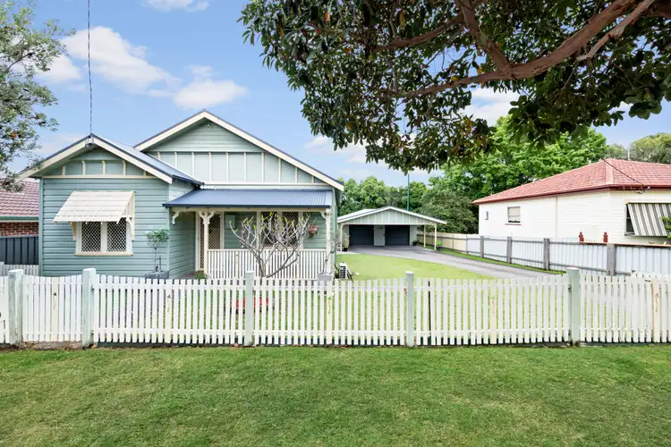 11 Karoola Road, Lambton NSW 2299