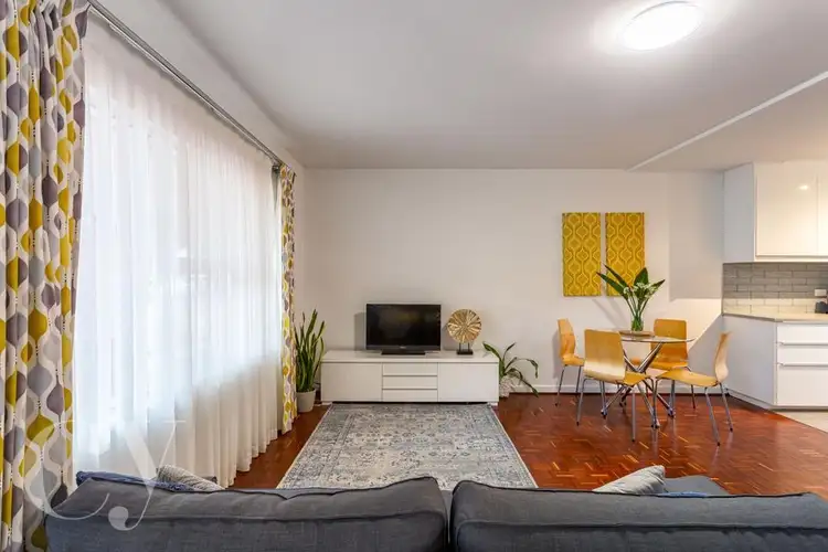 1/52 Langham Street, Nedlands WA 6009