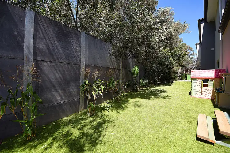 Fifth view of Homely semi-detached listing, 1/21 Rees Court, Elanora QLD 4221