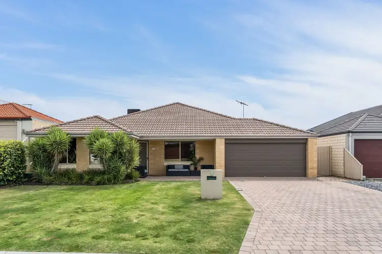 Second view of Homely house listing, 7 Dianella Link, Sinagra WA 6065