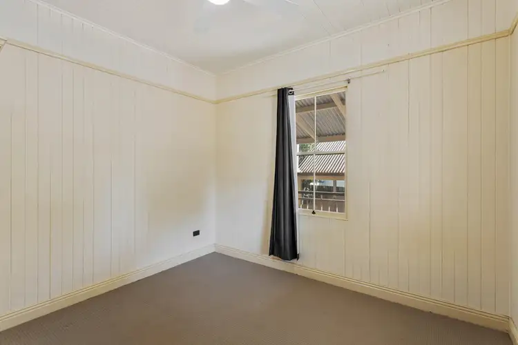 Fifth view of Homely house listing, 4 Lindsay Street, East Toowoomba QLD 4350