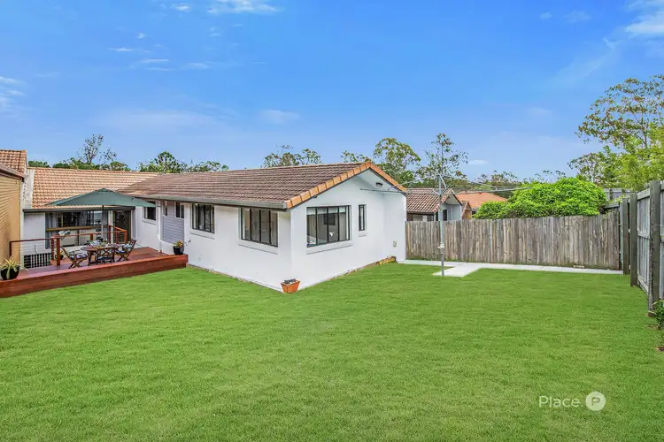 4/39 MAGAZINE Street, Sherwood QLD 4075