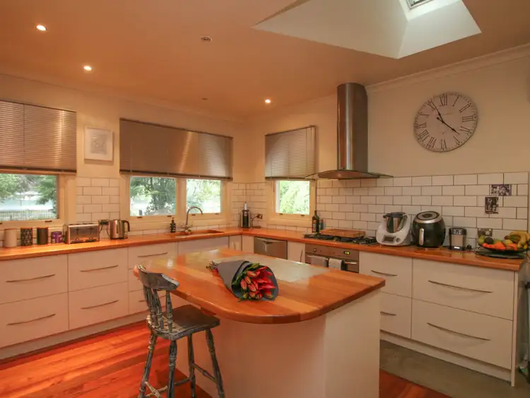 Second view of Homely house listing, 86 Darlington Road, Mortlake VIC 3272