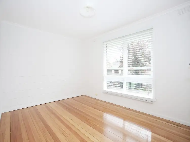 Fifth view of Homely unit listing, 1/3 Wood Street, Mornington VIC 3931