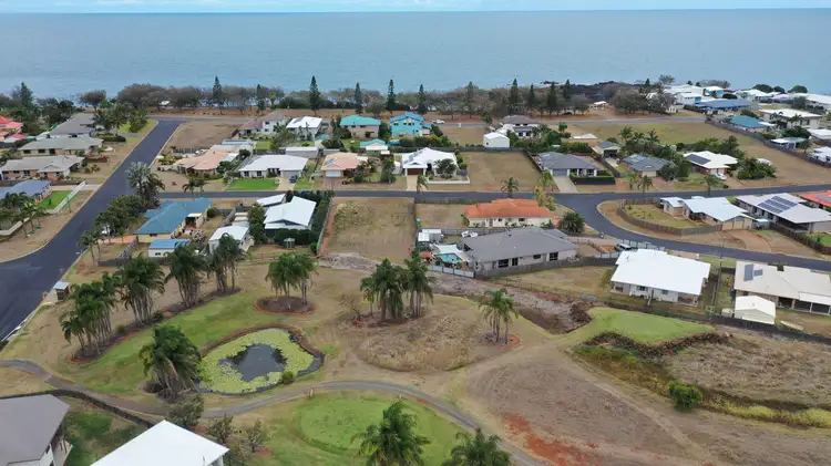 33 Mokera Street, Coral Cove QLD 4670