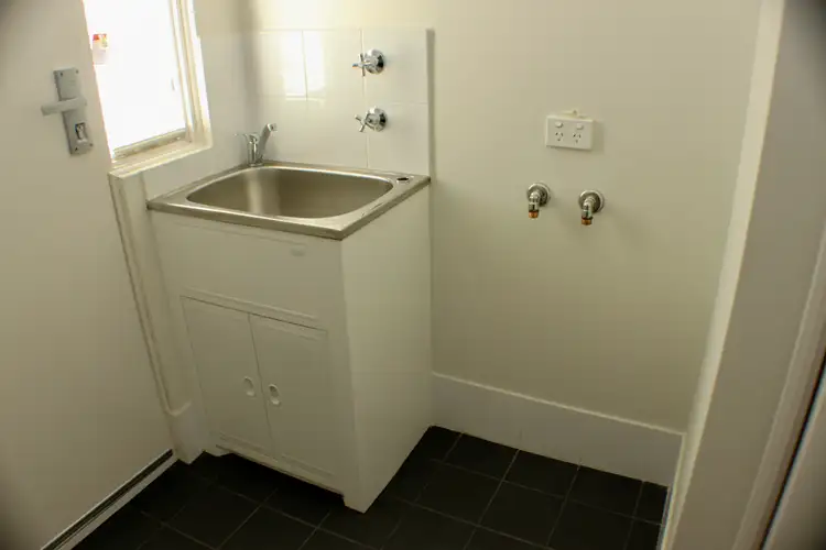 Sixth view of Homely semi-detached listing, 1/72 Susan Road, Madeley WA 6065