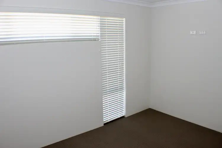 Seventh view of Homely semi-detached listing, 1/72 Susan Road, Madeley WA 6065