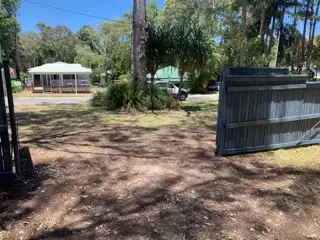 8 Merindah Street, Coochiemudlo Island QLD 4184
