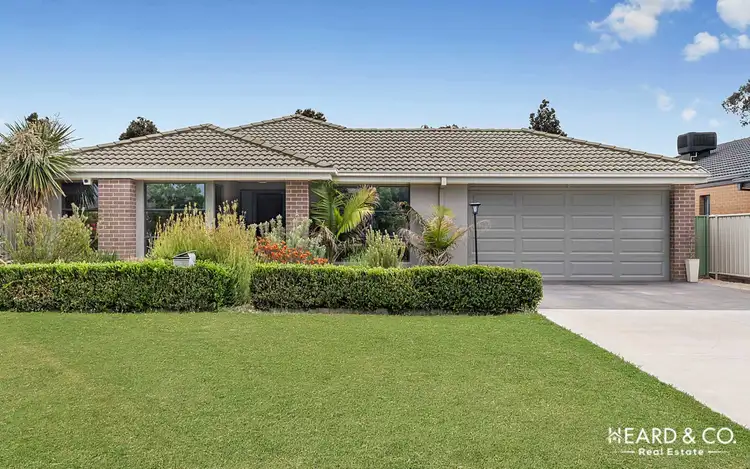 17 Mcconnachie Court, Ascot VIC 3551