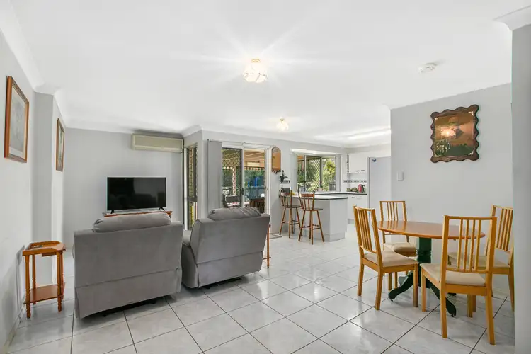 Second view of Homely house listing, 10 Robinson Court, Berrinba QLD 4117