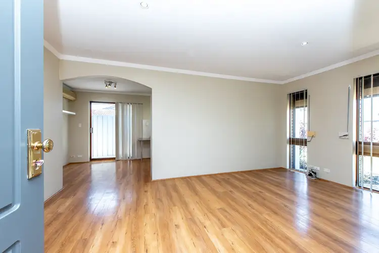 Seventh view of Homely house listing, 8 Arawa Place, Craigie WA 6025