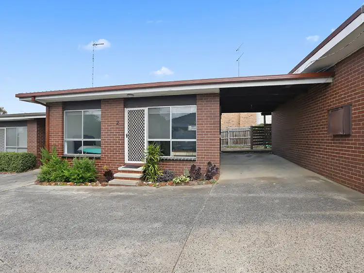 2/227 Mt Pleasant Road, Highton VIC 3216
