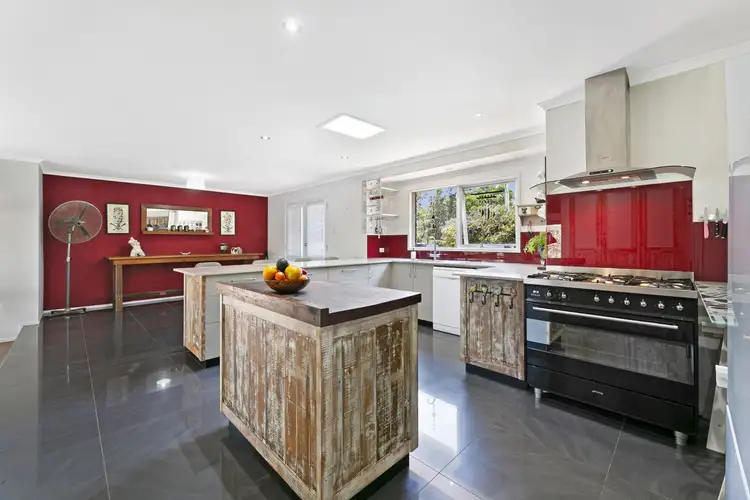 68 Fenton Drive, Tallebudgera QLD 4228