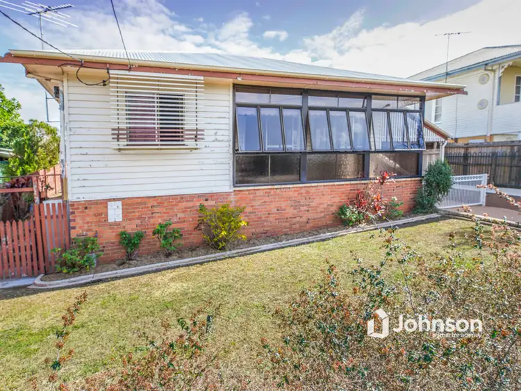 99 Stafford Street, Silkstone QLD 4304