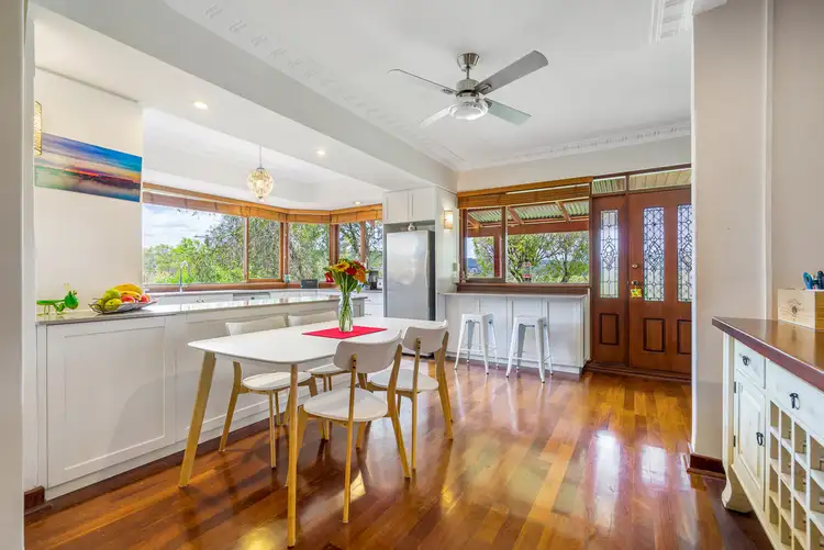 11 Dale Street, Mount Nasura WA 6112