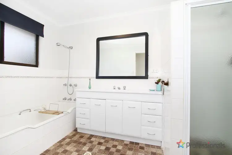 Sixth view of Homely house listing, 6 Wade Avenue, Armidale NSW 2350