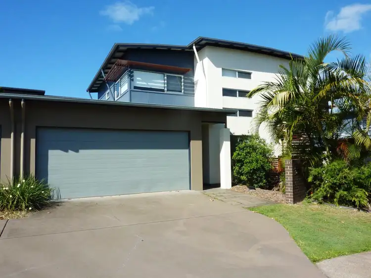 14/80 Moolyyir Street, Urangan QLD 4655