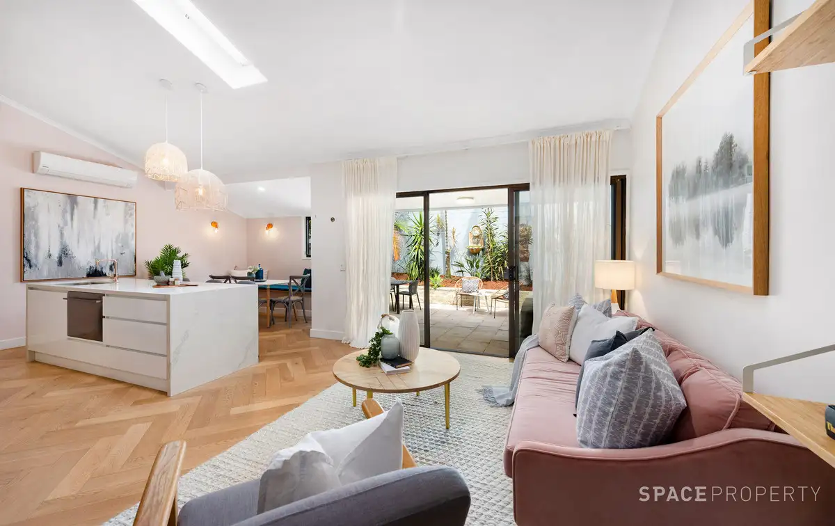 Main view of Homely townhouse listing, 9/26 Glenrosa Road, Red Hill QLD 4059