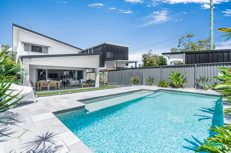43 Wood Street, Manly QLD 4179
