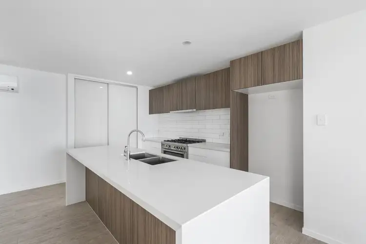 Second view of Homely semi-detached listing, 1/7 Winani Drive, Ashmore QLD 4214