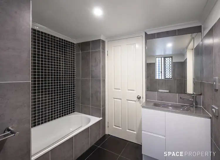 Sixth view of Homely apartment listing, 1/58 Birley Street, Spring Hill QLD 4000