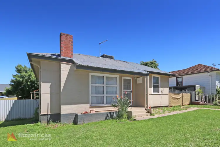 4 Mount Austin Avenue, Mount Austin NSW 2650