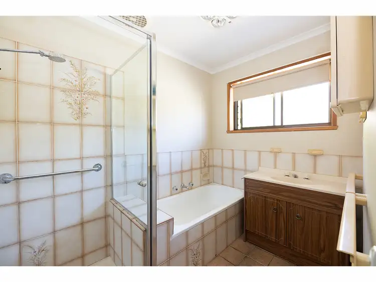 Sixth view of Homely unit listing, 2/426 Bevan Street, Lavington NSW 2641