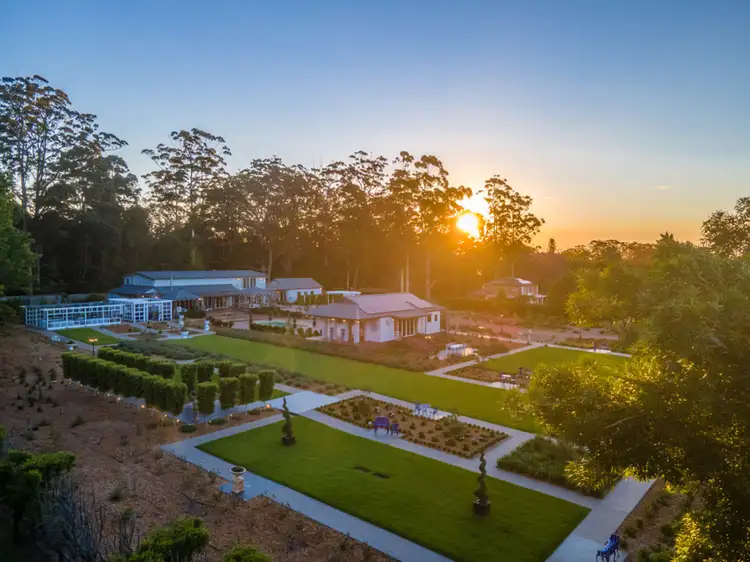 27-37 Normandie Court, Tamborine Mountain QLD 4272