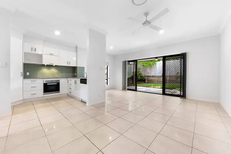 1/18 Troubridge Street, Mount Gravatt East QLD 4122
