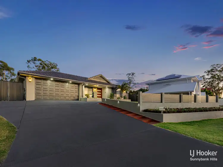 62 Woodlark Crescent, Parkinson QLD 4115
