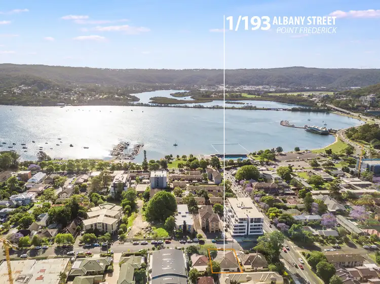 1/193 Albany Street, Point Frederick NSW 2250