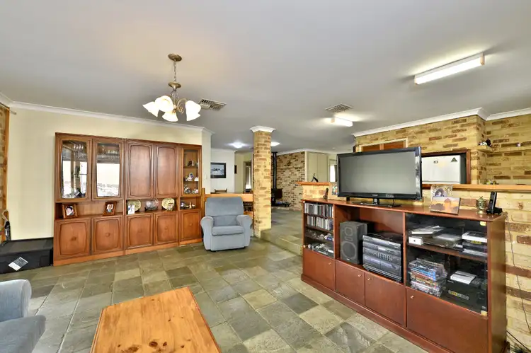 Fifth view of Homely house listing, 8 Tarata Close, Halls Head WA 6210