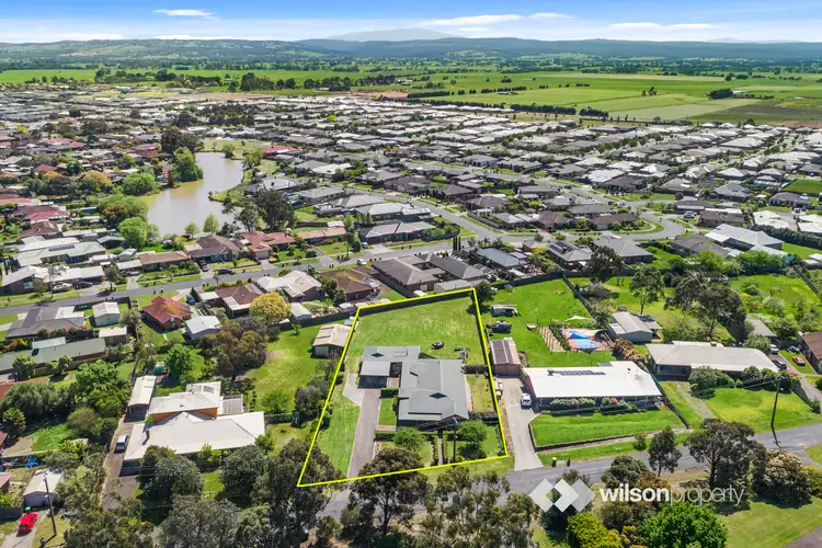 Second view of Homely house listing, 2 Forest Hill Close, Traralgon VIC 3844
