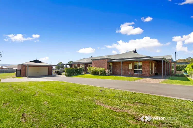 Fourth view of Homely house listing, 2 Forest Hill Close, Traralgon VIC 3844