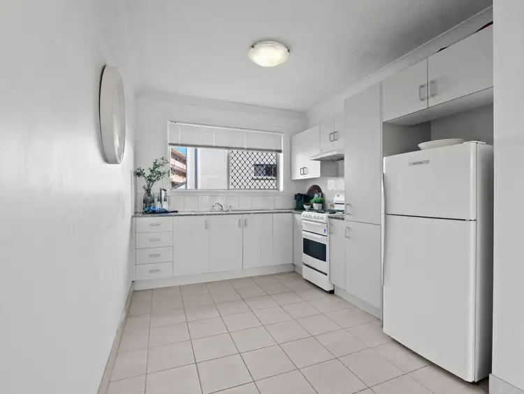 Fourth view of Homely unit listing, 5/7 Main Avenue, Coorparoo QLD 4151