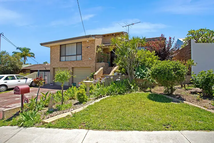 21 Camelot Street, Carine WA 6020