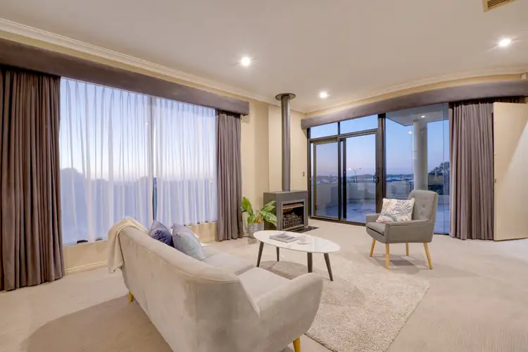 Sixth view of Homely house listing, 65 Ashmore Way, Sorrento WA 6020