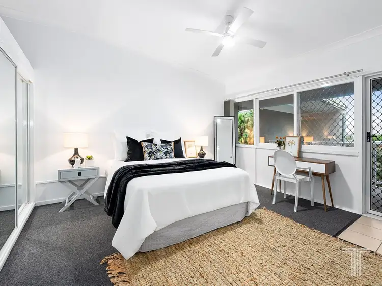 3/845 Logan Road, Holland Park West QLD 4121